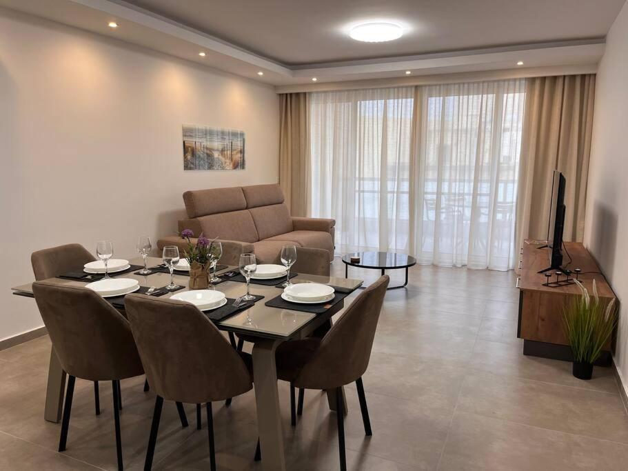 3 Bedroom Seaside Luxury Accommodation - Sleeps 8 San Pawl il-Baħar Extérieur photo