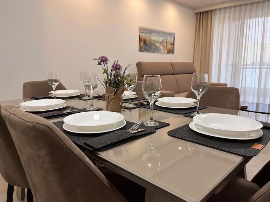 3 Bedroom Seaside Luxury Accommodation - Sleeps 8 San Pawl il-Baħar Extérieur photo